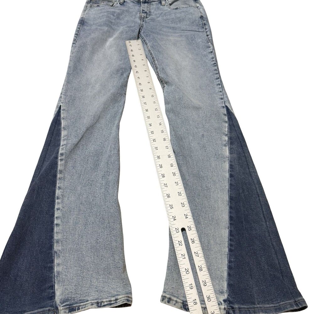 NWT True Religion Womens Joey Mid Rise SN Flap Flare Jean Size 29 Two Tone - Picture 6 of 16